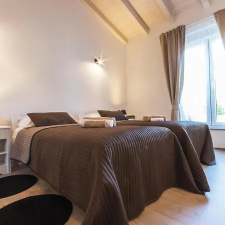 Holiday Home Pula Villa *