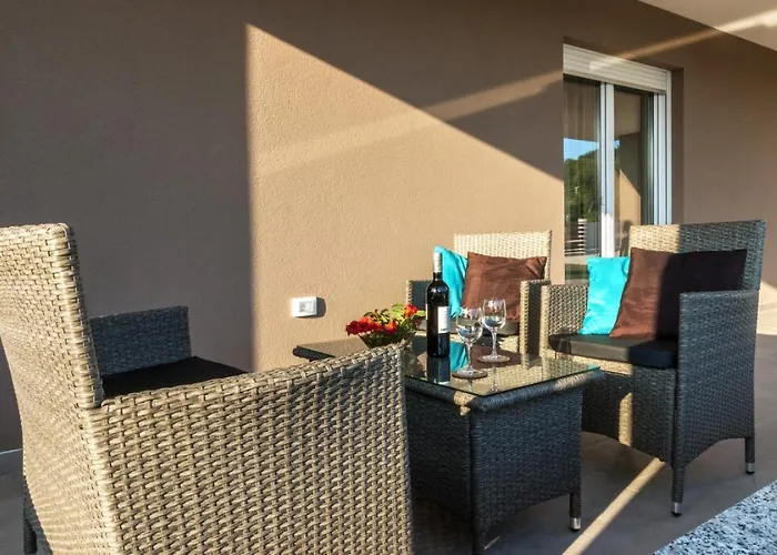 Holiday Home Pula * Pula